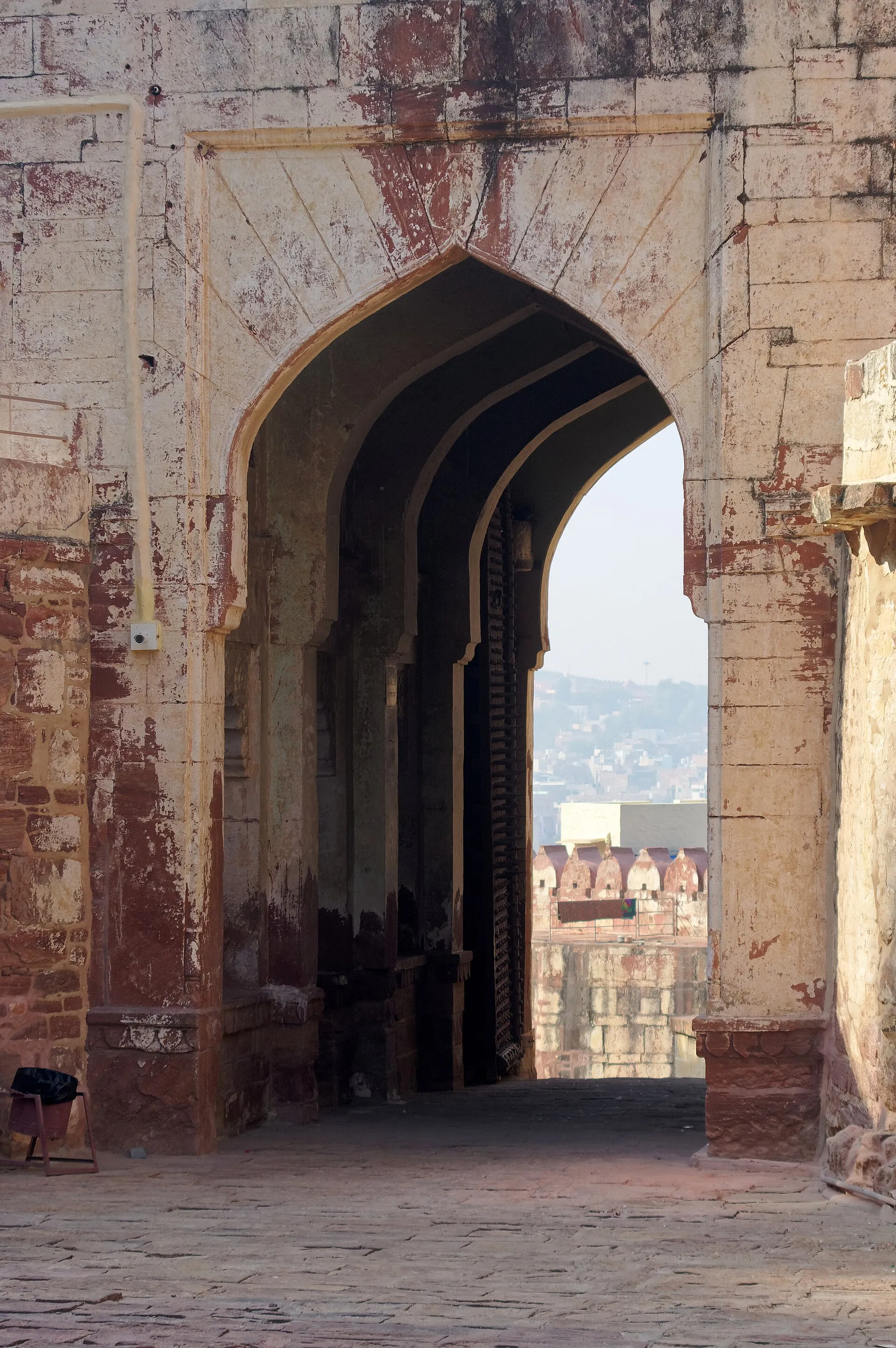 Jodhpur sightseeing — Mehrangarh Fort, Jaswant Thada, Blue City